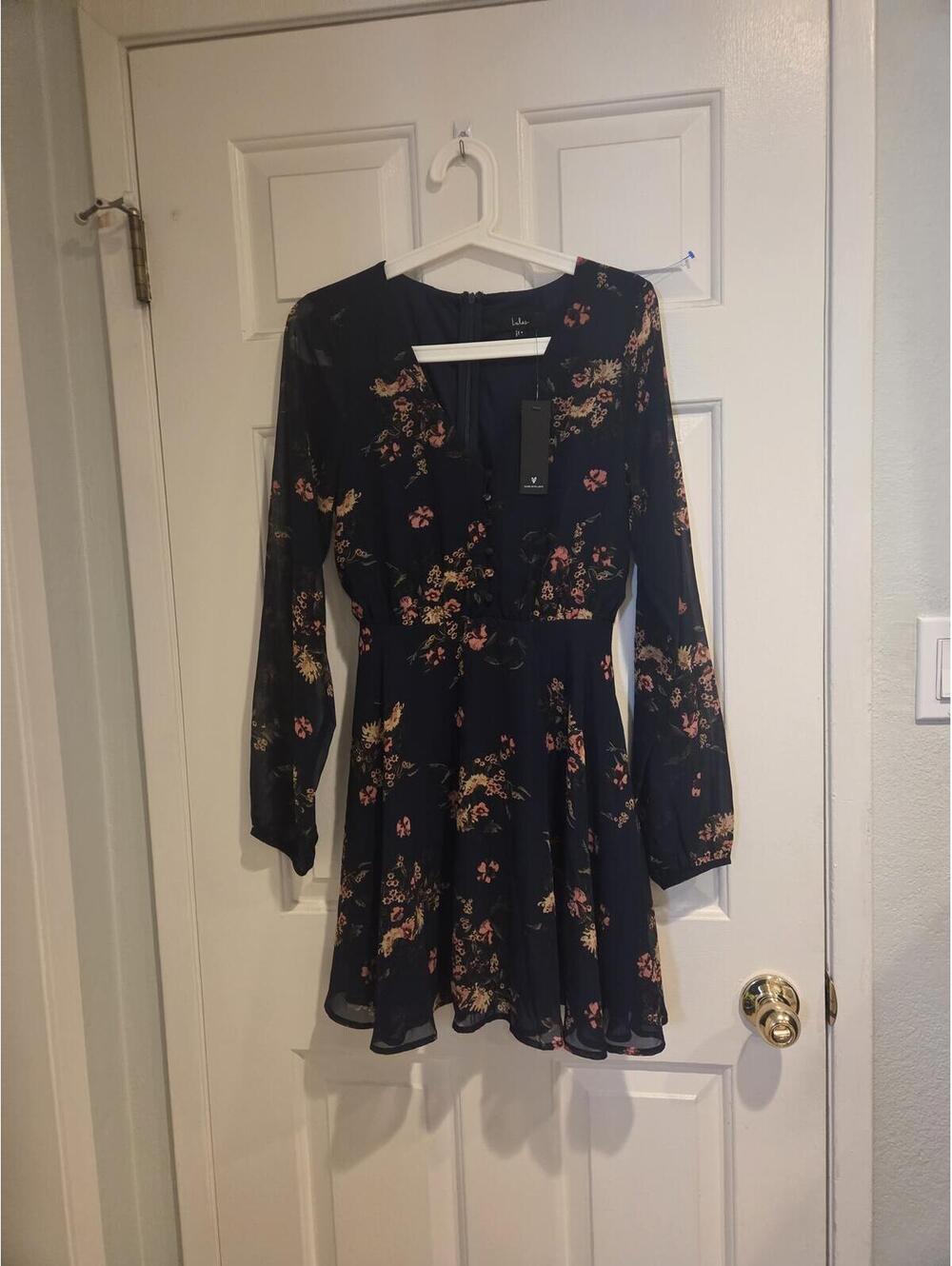 Lulus Floral Print Long Sleeve Dress Size Small